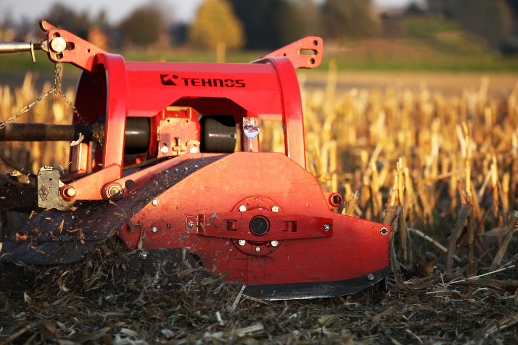 tehnos_universal_flail_mower_profi